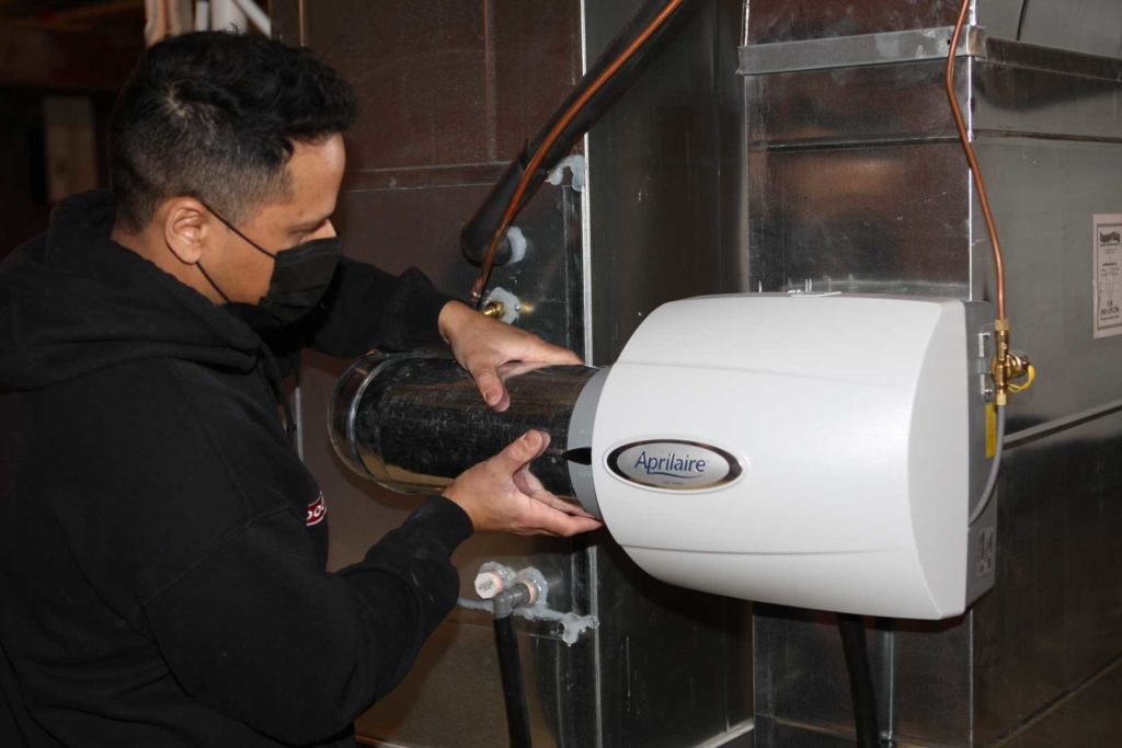 Air cleaner and humidifier installation