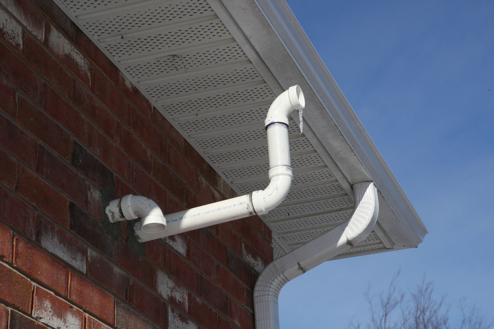 Step 21 : Complete masonry around PVC pipes.